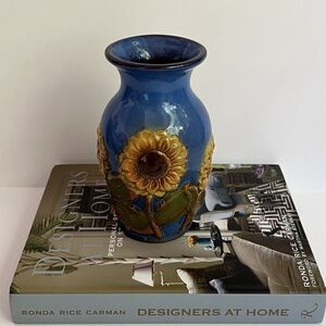 b+B SUNFLOWER Ceramic Pottery Bud Vase Round Blue Floral 3-D Raised Etched